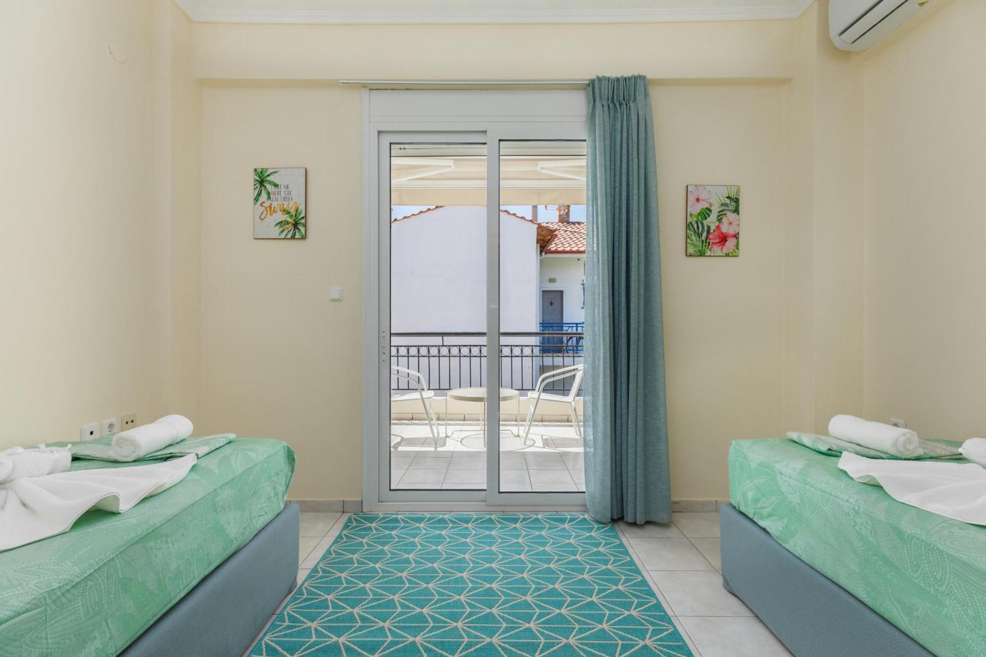 Alexandra'S Maisonette. Dioniszíu-part Kültér fotó